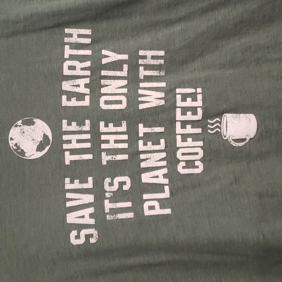 Graphic Tee - Picture 3 of 4